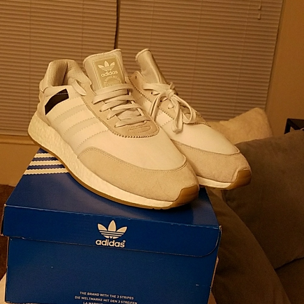 Adidas I-5923 (iniki) (NWT)